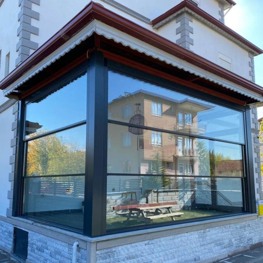 giyotin-cam-balkon-silinebilir-3-915x915